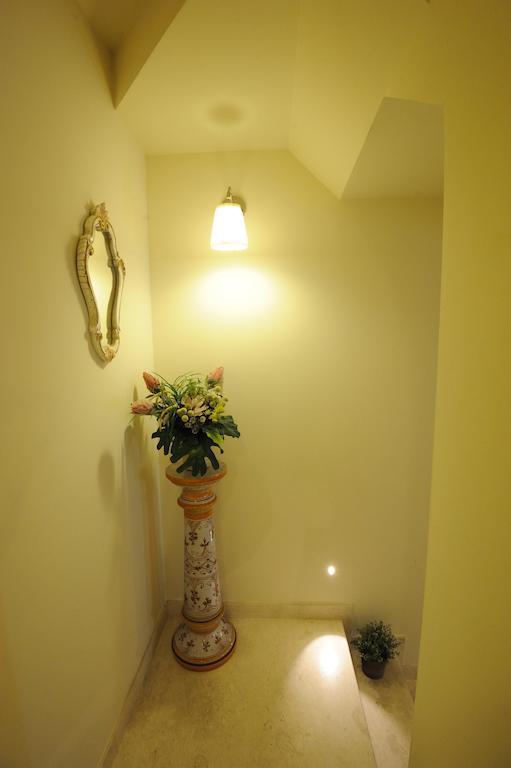 Il Piccolo Giglio Bed and Breakfast Porto SantʼElpidio Exteriör bild